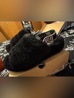 UGG Black Fuzzy Slide with Branded Elastic Heel Strap